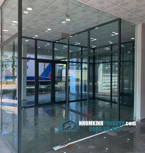 Báo giá vách kính cường lực 5, 8, 10, 12, 15 (ly) mm