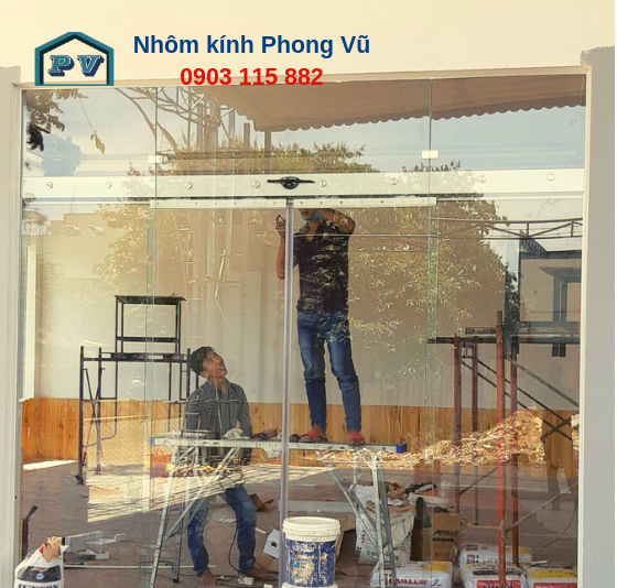 cửa-kính-cường-lực-lùa-treo-thủ-đức-03_-05-06-2019-00-07-21.png