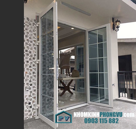 Mẫu cửa nhôm xingfa 2 cánh màu trắng sứ đẹp